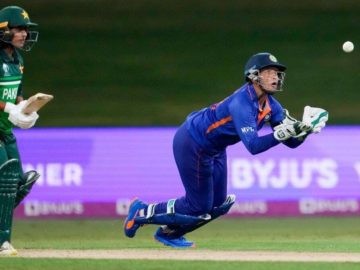 Hindi Commentary For The India Pakistan Women's Cricket Match