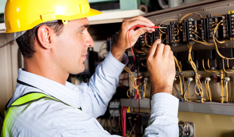 How to Choose an Electrical Contractor: Everything You Need to Know