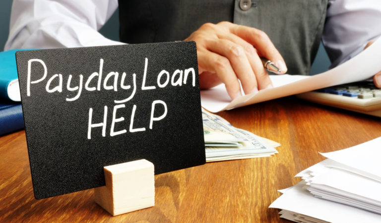 <strong></noscript>Want To Avail a Personal Loan? Here’s How You Can Check Your Eligibility for Loan.</strong>