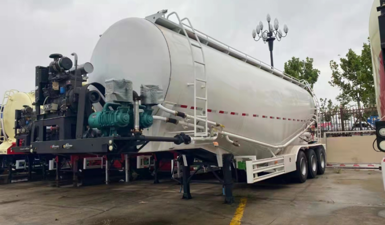 Different Structures of a Cement Tank Trailer