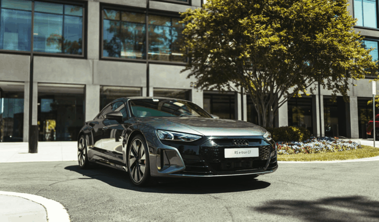 What Are the Top Audi Service Tips for Car Owners?