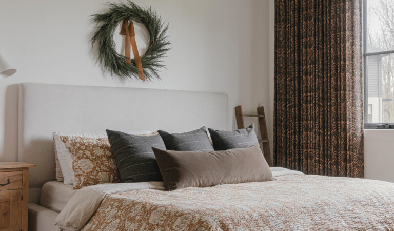 How to Match Custom Printed Drapes With Your Home Style