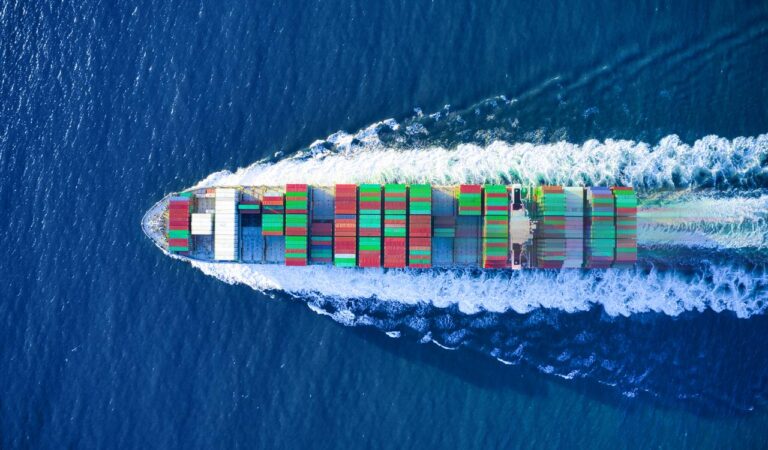 Why a Global Ocean Bookings Tracker Is Vital for Managing International Shipments
