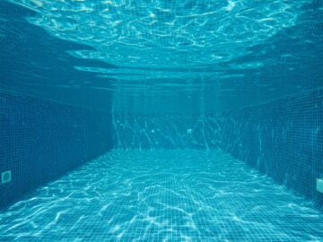 Remove Pool Stains